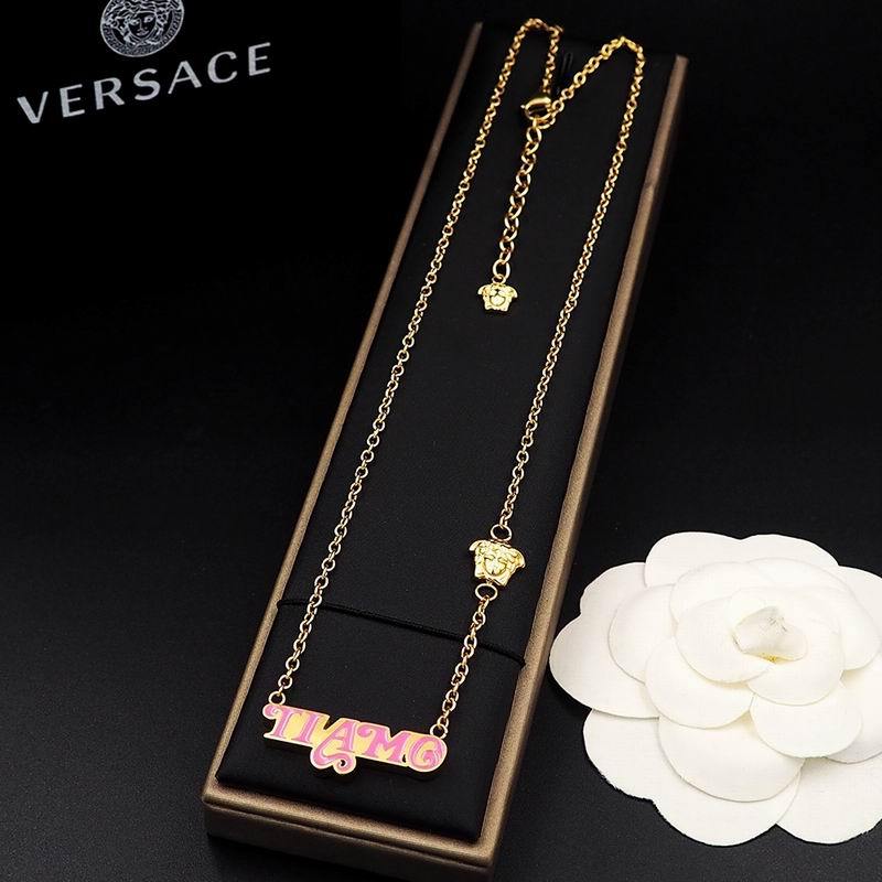 Versace Necklaces 40